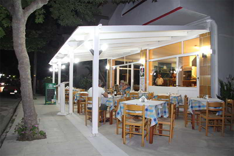 Stam & John Apartments Кос Екстериор снимка