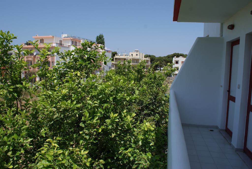 Stam & John Apartments Кос Екстериор снимка