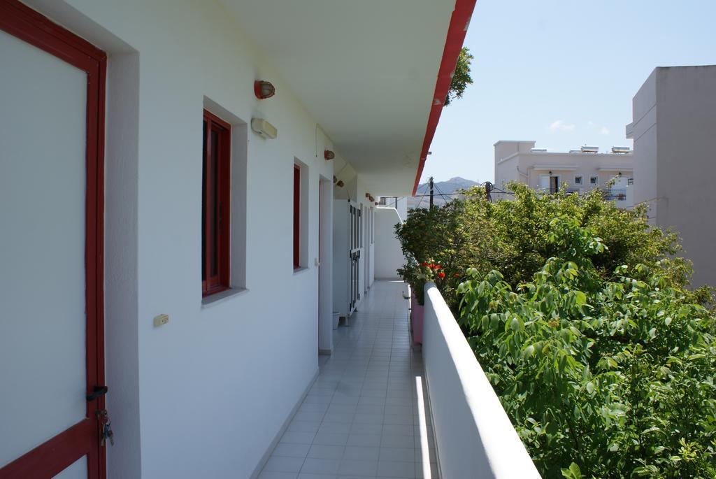 Stam & John Apartments Кос Екстериор снимка