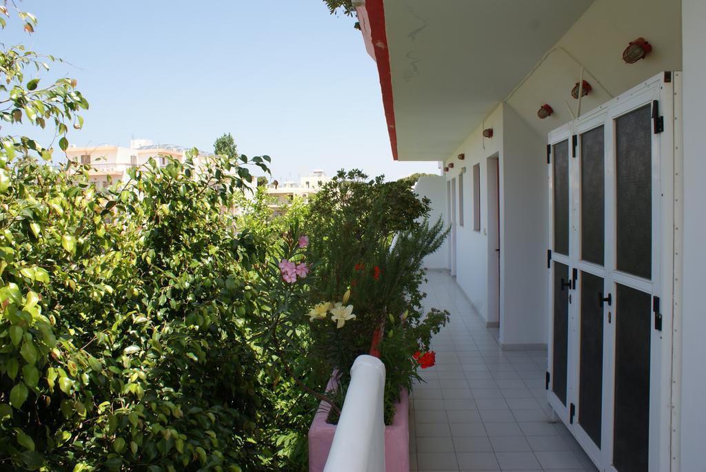 Stam & John Apartments Кос Екстериор снимка