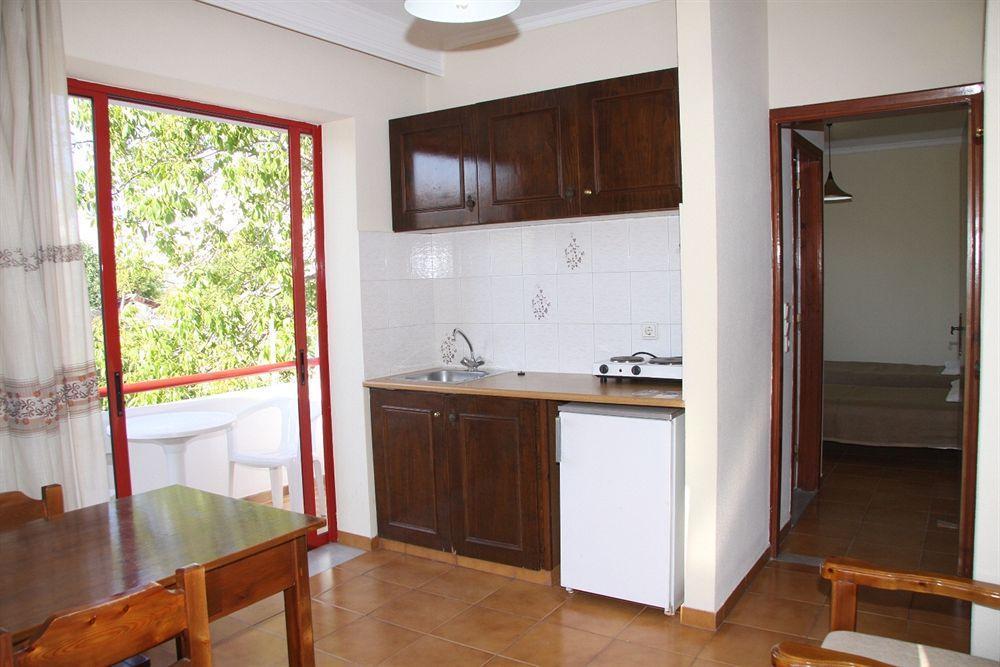 Stam & John Apartments Кос Екстериор снимка