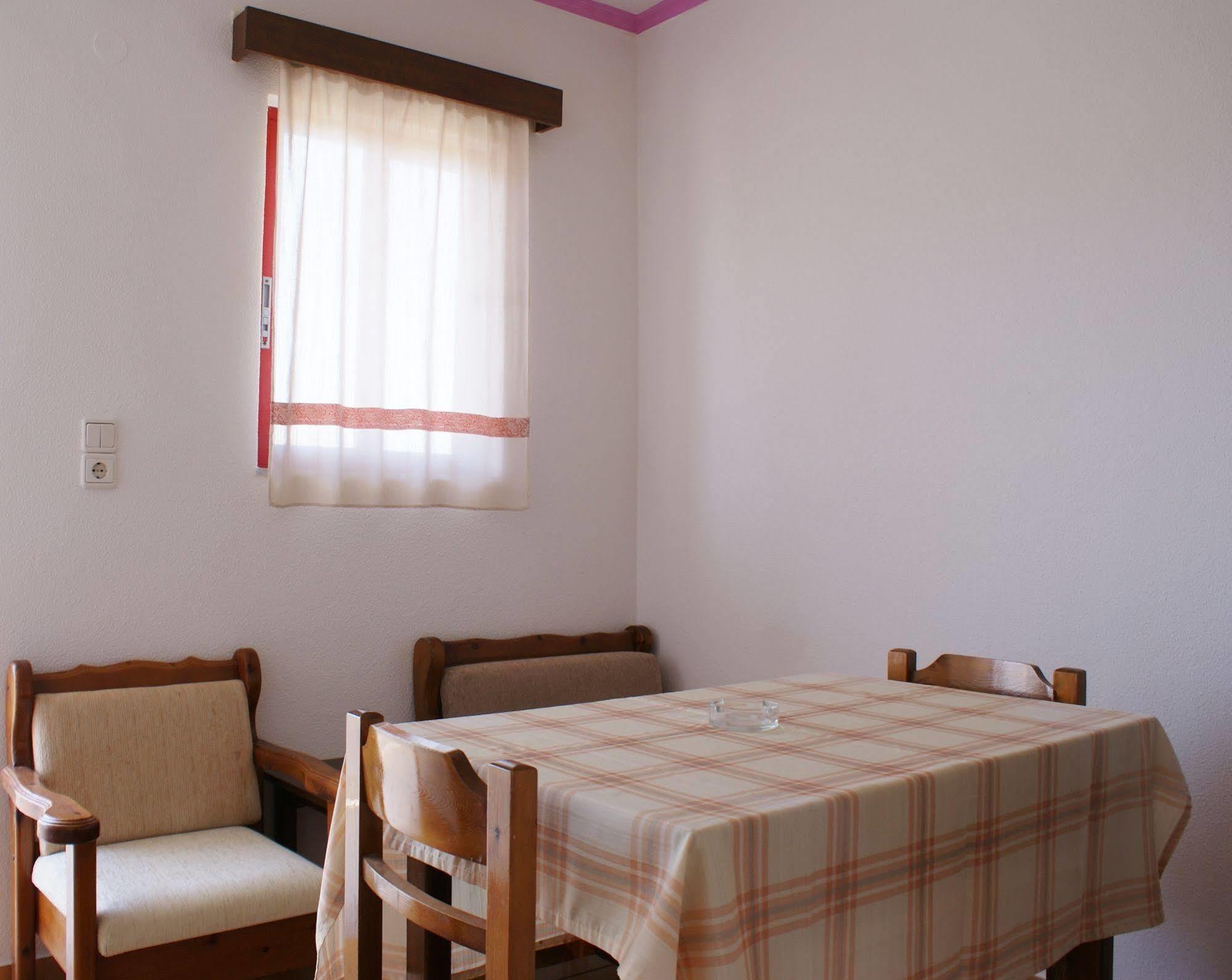 Stam & John Apartments Кос Екстериор снимка