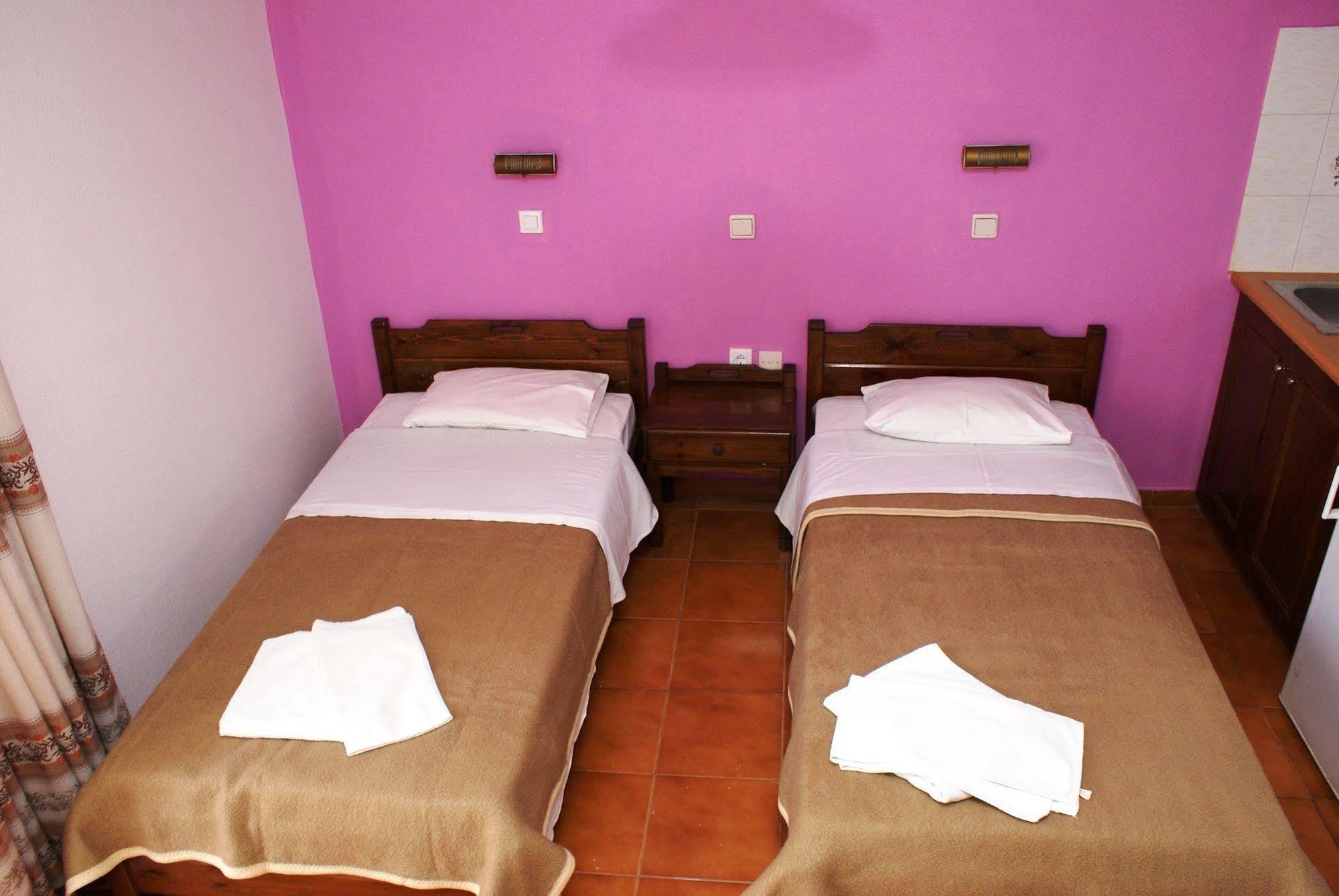 Stam & John Apartments Кос Екстериор снимка
